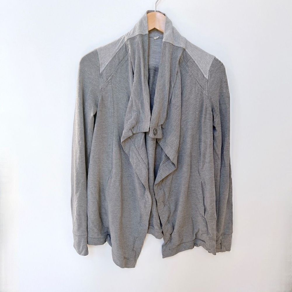 Lululemon Cardigan Sweater Open Front Drapey Wrap Athleisure Gray women’s 6